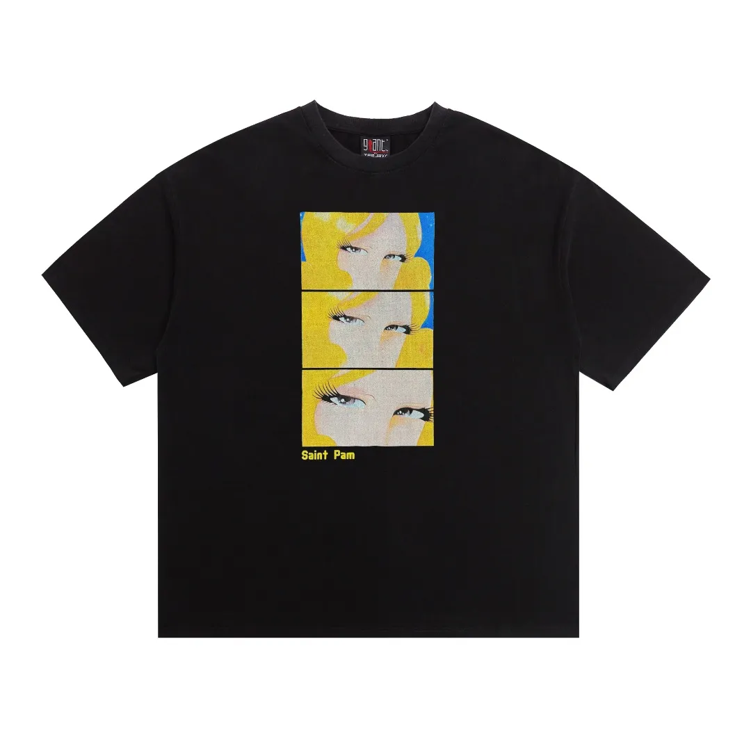 Mechao Saint Michael co-branded anime girl print, retro washed and distressed Vintage loose short sleeves, digital white ink direct injection, breathable fabric, three-dimensional and clear pattern. Fabric: Double yarn 240g Style number: S806 Size: S-M-L-XL Color: Washed black Price: P118